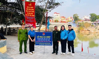 Tuyên truyền giữ gìn vệ sinh môi trường. 