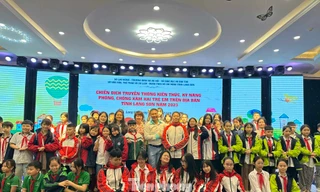 Hào hứng tham gia chương trình truyền thông phòng chống xâm hại trẻ em. Ảnh: Duy Chiến 