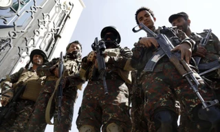 Các thành viên lực lượng Houthi ở Yemen. (Ảnh: Getty)