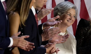 Ông Trump lựa chọn nhân sự đầu tiên cho chính quyền mới