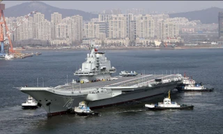 Tàu sân bay Trung Quốc Liêu Ninh. (Ảnh: VCG)