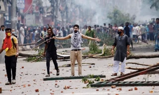 Hàng trăm người chết vì bạo loạn ở Bangladesh, Mỹ chuẩn bị sơ tán nhân viên ngoại giao