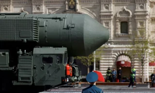 Hệ thống tên lửa đạn đạo xuyên lục địa Yars của Nga tham gia cuộc duyệt binh Ngày Chiến thắng ở trung tâm thủ đô Mátxcơva ngày 9/5/2022.