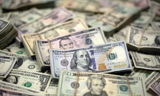 Giá đô la Mỹ dự kiến sẽ biến động vì kết quả bầu cử tổng thống Mỹ 2024. (Ảnh: Reuters)