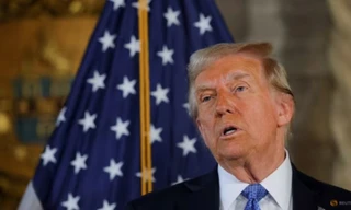 Tổng thống đắc cử Mỹ Donald Trump phát biểu tại khu nghỉ dưỡng Mar-a-Lago ngày 16/12. (Ảnh: Reuters)