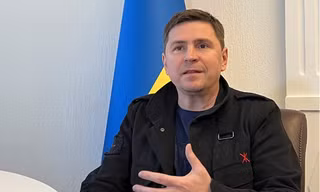 Trợ lý tổng thống Ukraine Mykhailo Podolyak. (Ảnh: Reuters)