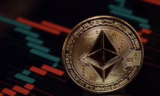 Hình ảnh đồng tiền điện tử ether. (Đồ hoạ: Getty)