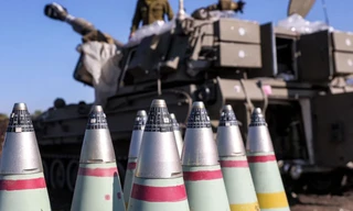 Mỹ tạm dừng chuyển vũ khí cho Israel