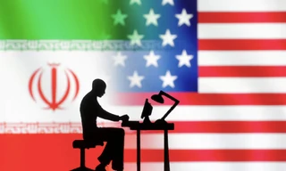 Tình báo Mỹ cáo buộc Iran tấn công mạng nhằm vào bà Harris và ông Trump