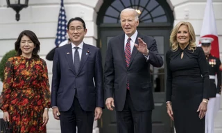 Tổng thống Mỹ Joe Biden cùng Thủ tướng Nhật Bản Fumio Kishida và hai Phu nhân. (Ảnh: Rex)