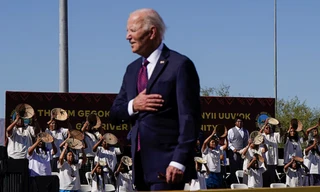 Tổng thống Mỹ Joe Biden phát biểu ở Arizona ngày 26/10. (Ảnh: Reuters)