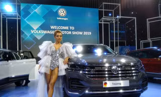 Xe Volkswagen Touareg 2019 có đường chín đoạn (đường lưỡi bò) trên Biển Đông