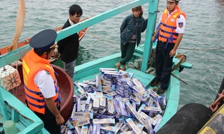 Lực lượng Cảnh sát biển Việt Nam bắt giữ lô thuốc lá nhập lậu từ Campuchia