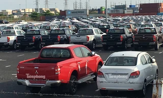 Ôtô nhập khẩu về Việt Nam tăng mạnh 2 tháng gần đây