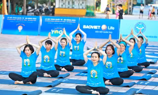 Mãn nhãn với màn đồng diễn Yoga tại Đà Nẵng hưởng ứng Ngày Quốc tế Yoga 2022 