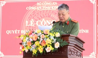 Kon Tum: 11 lãnh đạo công an cấp phòng và huyện nghỉ công tác