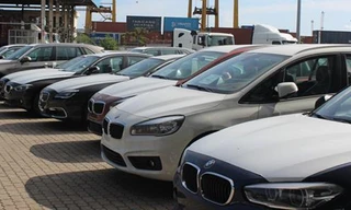 Lô xe BMW đang lưu tại cảng VICT sau khi Euro Auto bị khởi tố 