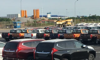 Tháng 11, cả nước nhập khẩu 11.744 xe ô tô nguyên chiếc các loại. Ảnh: Tuấn Nguyễn