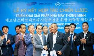 Theo bản ký kết, CMC sẽ phụ trách việc triển khai giải pháp quản lý và điều hành nhà máy thông minh MES của SAMSUNG SDS cho các khách hàng tại Việt Nam cũng như trong khu vực