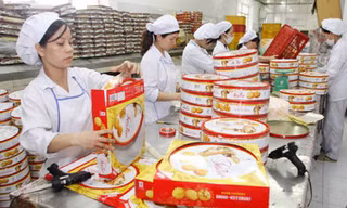 Nhiều doanh nghiệp bánh kẹo, sản xuất theo mùa vụ lo lắng sẽ bị phạt theo Nghị định 126. Ảnh minh họa