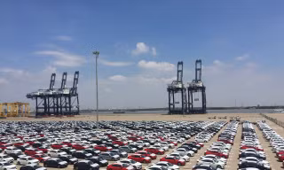 Sau 6 tháng vắng bóng, Toyota đã nhập 200 xe miễn thuế về Việt Nam