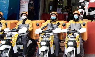 Benly e: được trang bị giá chở hàng lớn phía sau cùng giỏ đựng đồ phía trước, thuận tiện cho nhu cầu vận chuyển hàng hóa với trọng tải đồ tối đa lên đến 60kg