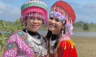 Độc đáo chợ phiên sắc màu của người H’Mông ở Đắk Nông