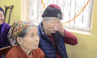 Tết của những người đằng đẵng xa quê vì căn bệnh phong