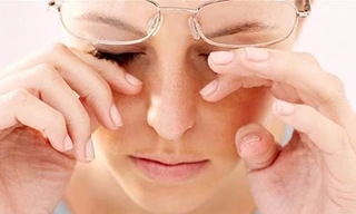 Mẹo nhỏ tránh khô mắt trong mùa giá lạnh