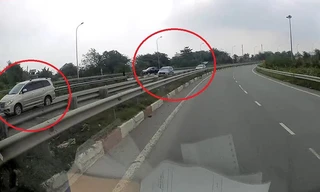 Hàng loạt ôtô đi lùi trên cao tốc Long Thành - Dầu Giây