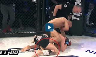 Tung khăn trắng đầu hàng, võ sĩ vẫn bị đánh tơi tả