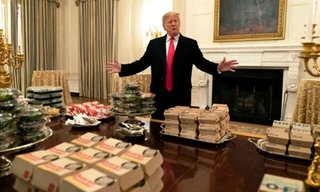 Chính phủ Mỹ đóng cửa, TT Trump tự bỏ tiền mở tiệc đặc biệt chiêu đãi 