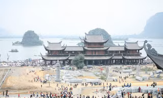 2000 người làm việc ngày đêm trên công trình chuẩn bị Đại lễ Phật đản 2019