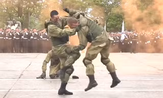 Hải quân đánh bộ Nga trình diễn kỹ năng chiến đấu tại Kaliningrad