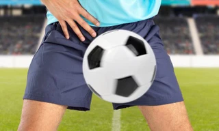 Sức khỏe nam sinh viên bị vỡ tinh hoàn khi chơi bóng đá giờ ra sao?