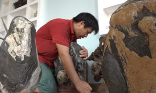 Bộ sưu tập hơn 1.000 viên đá kiểng của người đàn ông Quảng Ngãi