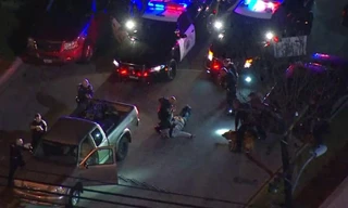 Màn rượt đuổi thót tim bắt nghi phạm trộm xe có vũ trang