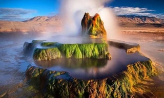 Mạch phun được ví như kỳ quan tự nhiên giữa lòng sa mạc