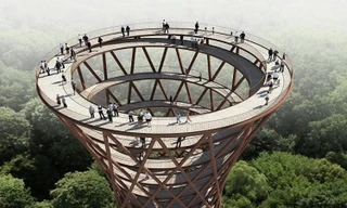 Độc đáo tháp quan sát rừng hình đồng hồ cát đầu tiên trên thế giới