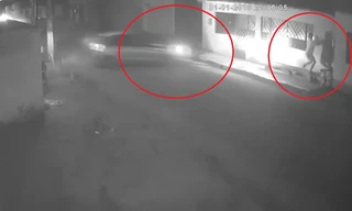 Người đàn ông thoát nạn trong gang tấc nhờ phản xạ nhanh