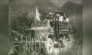 Cùng nghe lại hùng ca “Tiếng súng đã vang trên bầu trời biên giới“