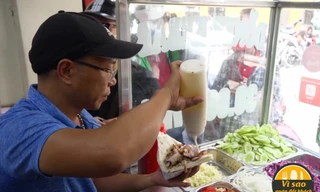 Tiệm bánh mì Kebab thu 30 triệu mỗi ngày ở Hà Nội