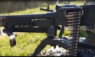 Vật liệu bọt có thể chặn đạn hiệu quả như áo giáp thép