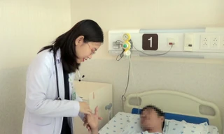 Suýt chết vì hít phải thạch tín khi dùng thuốc bắc xông nhà