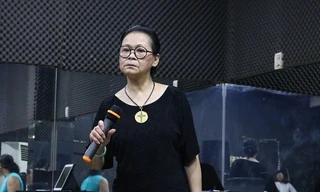 Danh ca Khánh Ly trải lòng về cuộc sống và tin đồn ở tuổi 75