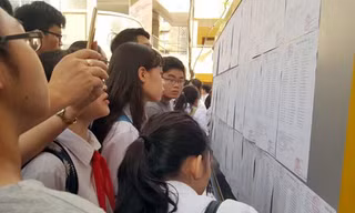 Chính thức công bố điểm chuẩn vào lớp 10 tại Hà Nội 