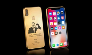 iPhone X phiên bản siêu sang có in hình vợ chồng Hoàng tử Anh Harry. 