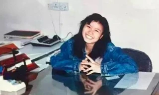 Từ một cô gái có xuất thân nông thôn ở miền Trung Trung Quốc, Zhou Qunfei lập nghiệp thành công và trở thành nữ tỷ phú tự thân giàu nhất Trung Quốc. Ảnh: Medium. 