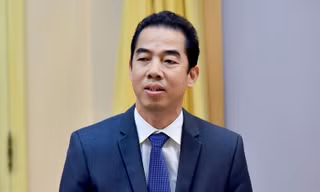 Kỷ luật buộc thôi việc Thứ trưởng Bộ Ngoại giao và Trợ lý Phó Thủ tướng Thường trực Chính phủ