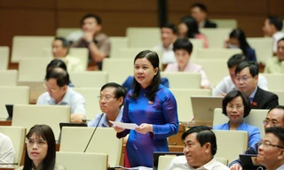 Liệu có bắt tay, thao túng giá vàng miếng SJC?